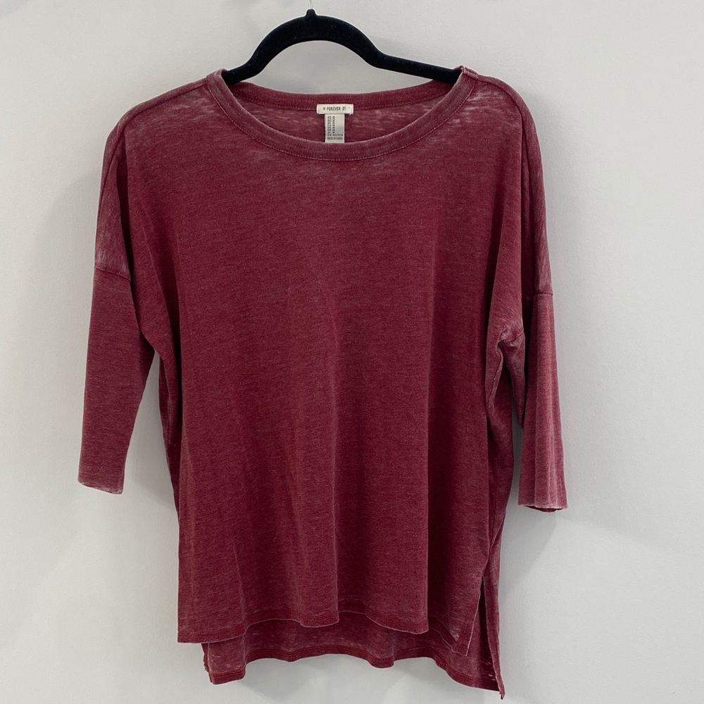 Forever 21 - 3/4 Sleeve Top - Medium